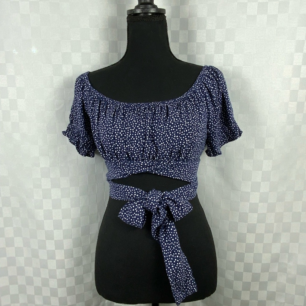 Hollister Navy w/ White Polka Dot Crop Top Size Small w/ Tie Wrap Milkmaid Puff